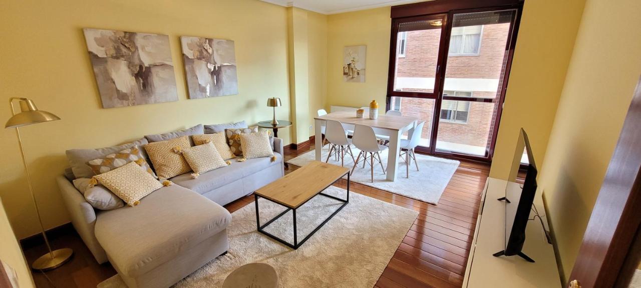 Cozy Yellow Home In Guecho Kültér fotó